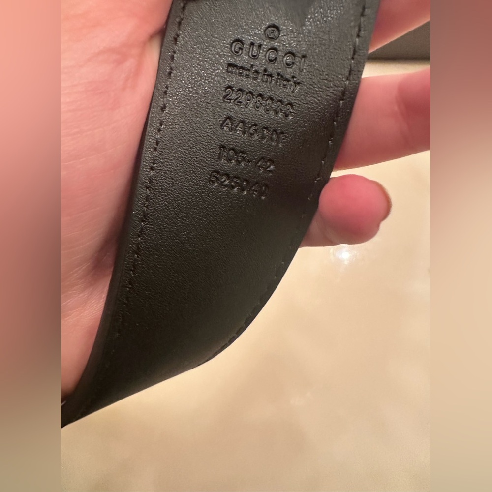 GG Marmont belt with gold hardware.  Size 30-33. - Picture 11 of 11